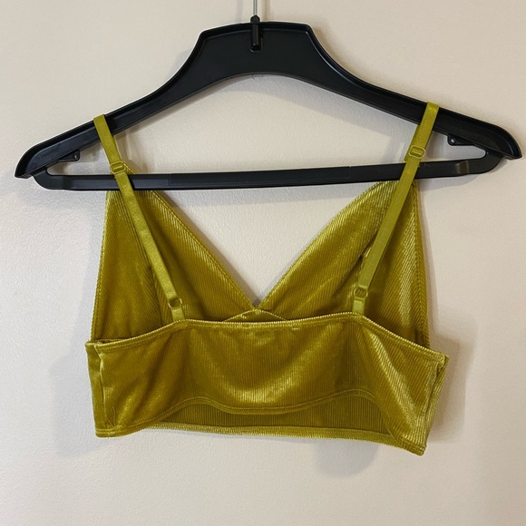 Forever 21 Vibrant Velvet Metallic Yellow Cropped Top Medium - Picture 6 of 8